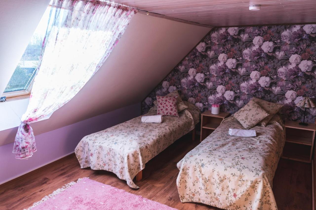 Tiiupesa Guest House Hellamaa  Εξωτερικό φωτογραφία
